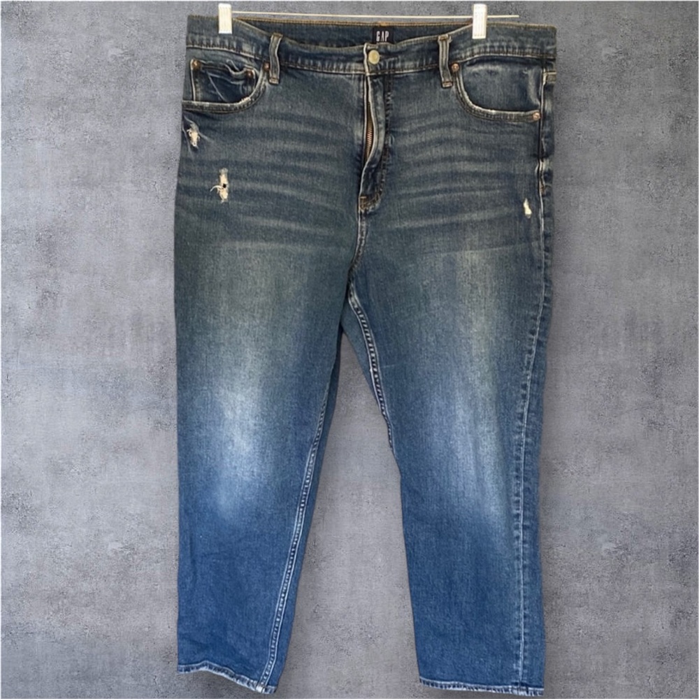 GAP Blue Straight Leg Jeans Classic Denim. Size 16